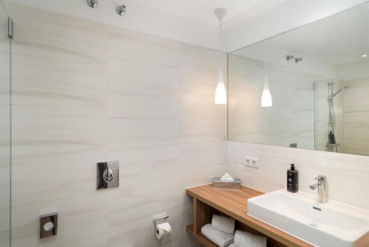 Elaya Hotel Regensburg City Center Экстерьер фото